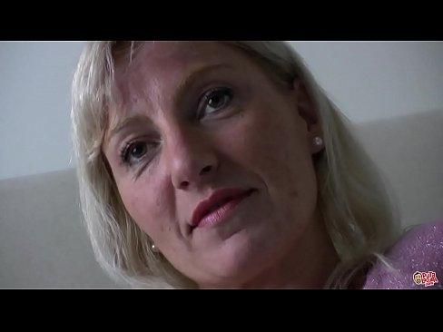 ❤️ La mare que hem fotut tots... Senyora, porteu-vos! Vídeo porno a nosaltres ca.hentai-id.ru